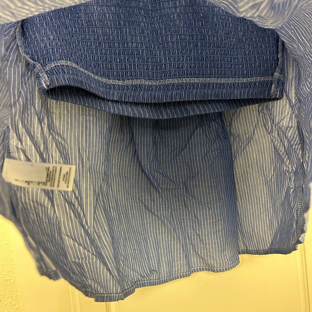 Express Peasant Linen Blend Top Smocked Style Stripes Size Medium Ruffle sleeves - Picture 8 of 8